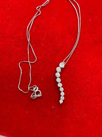 CERTIFIED BRAND NEW 14K WHITE GOLD CHAIN WITH DIAMOND PENDANT