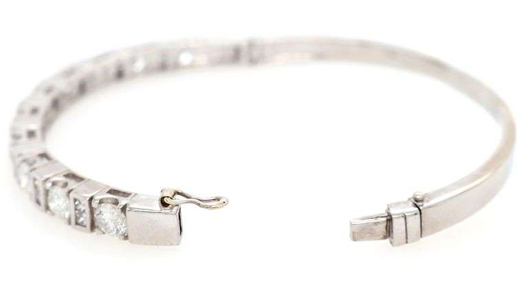 3.65ctw Round and Princess Diamond Bangle Bracelet in 18K
