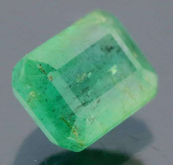 Vivid green! Unheated! 1.54ct Colombian Emerald