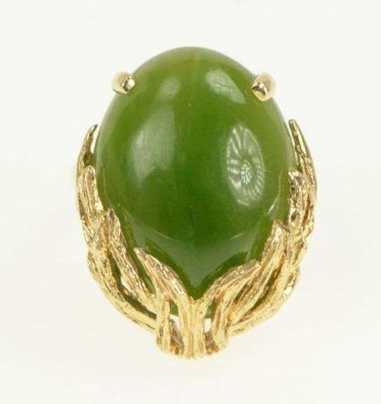 14K Yellow Gold Oval Nephrite Cabochon Ornate Leaf Vine Ring