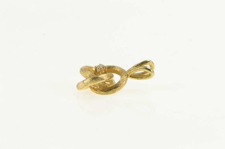 14K Yellow Gold Trinity Knot Vintage Classic Symbol Pendant