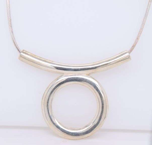 Italian Sterling Silver Circle Necklace