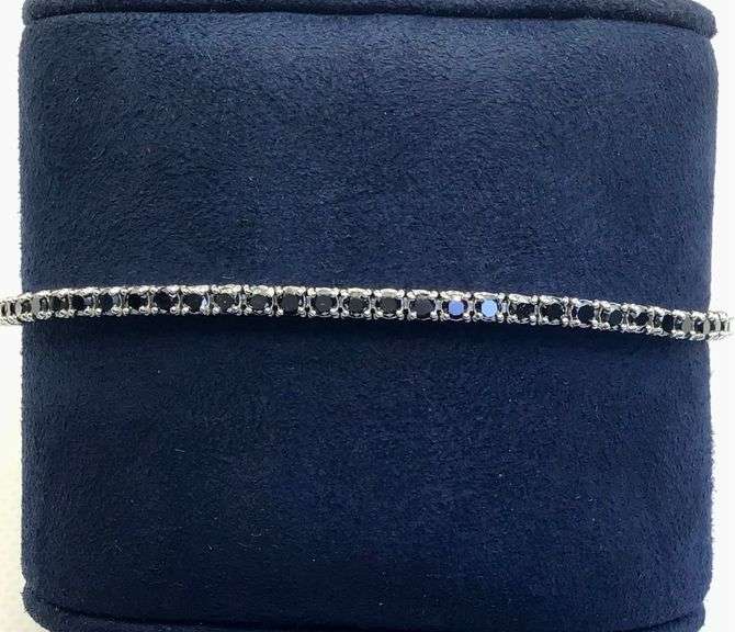 GORGEOUS AND STYLISH 14K WHITE GOLD BLACK DIAMOND TENNIS BRACELET