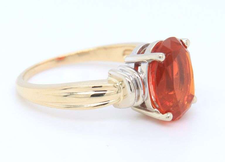Fantastic Yellow and White Gold approximate 1.75ct Mexican Fire Opal Ring