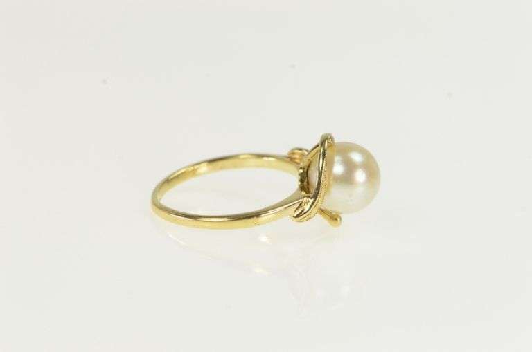 14K Yellow Gold 7.6mm Pearl Classic Vintage Bypass Ring