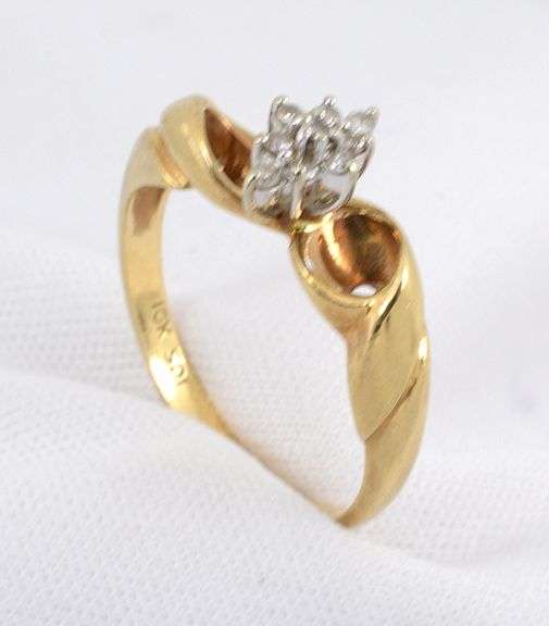 Sweet Little Diamond Cluster