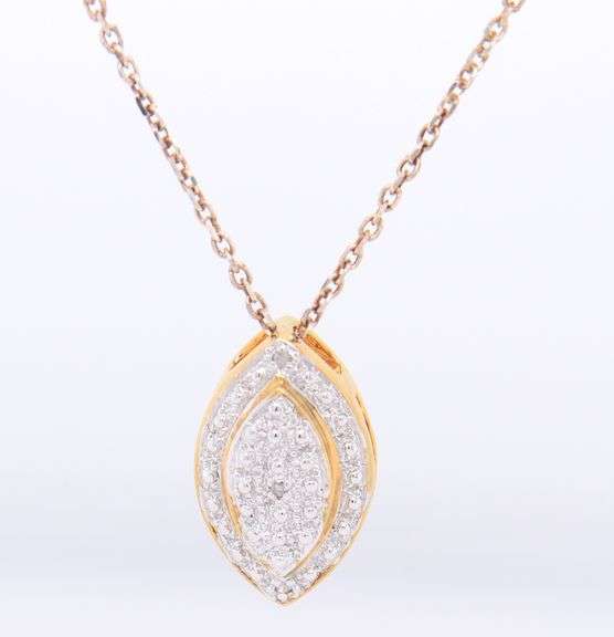 Italian 925 Sterling Silver Cubic Zirconia Pendant on Chain