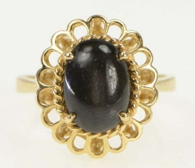 10K Yellow Gold Oval Black Onyx Cabochon Scalloped Trim Ring