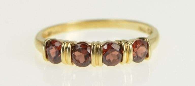 14K Yellow Gold Classic Garnet Four Stone Vintage Band Ring