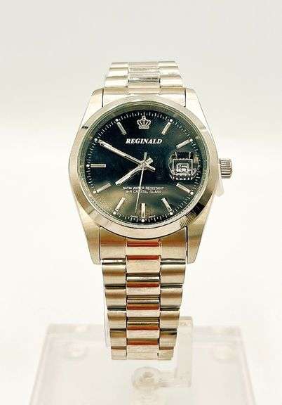 Men's SS Classic Diver Watch w/ Day Date