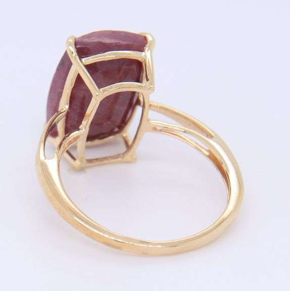 10KT Yellow Gold Raw Ruby Ring