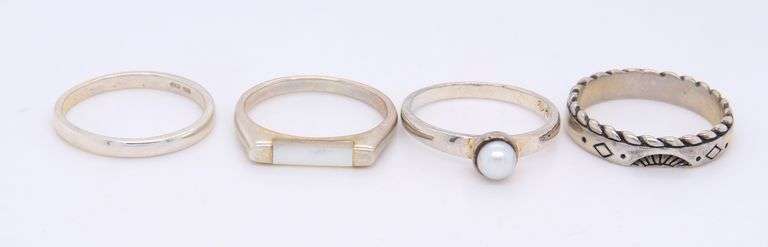 Group Lot of 4 Vintage 925 Sterling Silver Rings