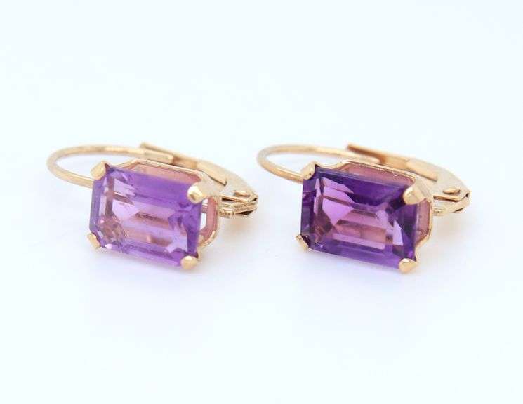 10KT Yellow Gold Amethyst Earrings