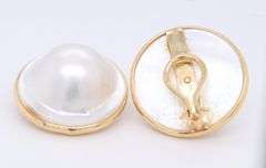 Elegant Yellow Gold 25mm Mabe Pearl Earclip Earrings