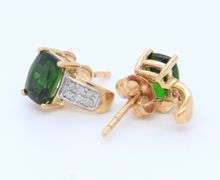 Attractive Set of Emerald and Spinel Pendant on Chain with Matching Earrings