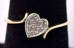 Lovely Diamond Heart Ring In Yellow Gold