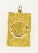 14K Yellow Gold Libra Astrology Zodiac Sign Squared Vintage Pendant