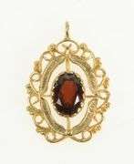 14K Yellow Gold Elaborate Oval Garnet Vintage Statement Charm/Pendant