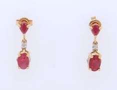 10KT Yellow Gold Dangle ruby Earrings