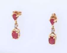 10KT Yellow Gold Dangle ruby Earrings