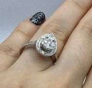BREATHTAKING 14K WHITE GOLD HALO-STYLE DIAMOND ENGAGEMENT RING