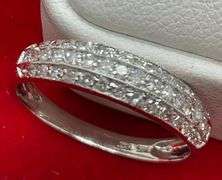 CERTIFIED BRAND NEW 14KT SOLID WHITE GOLD DIAMOND RING