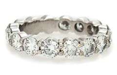 4.00ctw Round Diamond Eternity Wedding Band Ring in Platinum