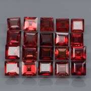 Set of 20 top red VS Garnets weighing 8.53 carats