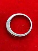 CERTIFIED 14K WHITE GOLD AND DIAMOND BAND.