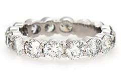 4.00ctw Round Diamond Eternity Wedding Band Ring in Platinum