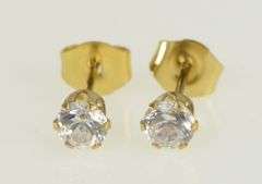 14K Yellow Gold Solitaire CZ Vintage Classic Round Stud Earrings