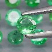 Vivid! Top green 2.51ct Colombian Emerald set