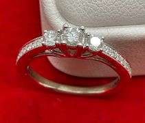 CERTIFIED 14K WHITE GOLD AND DIAMOND RING