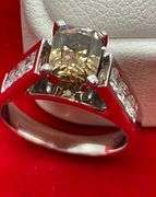 CERTIFIED BRAND NEW 18K WHITE GOLD AND DIAMOND ENGAGEMENT RING