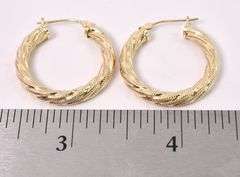 Attractive Gold Hoop Earrings In 14K Yellow Gold