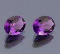 Glittering 3.56ct violet Amethyst pair