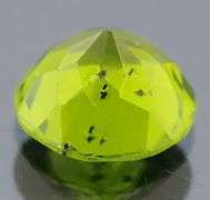 Great 2.88ct untreated green Peridot