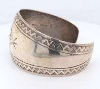 Vintage Navajo Sterling Silver Cuff