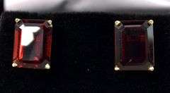 Gorgeous Red Garnet Stud Earrings In 14K Yellow Gold