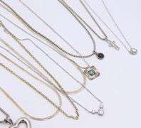 Group Lot of Vintage 925 Sterling Silver Chains and Pendants