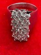 CERTIFIED 14K WHITE GOLD AND DIAMOND RING. 2.50 CARATS