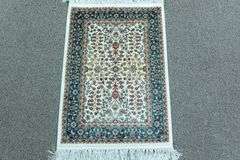 100% Silk Turkish 1.7x2.5