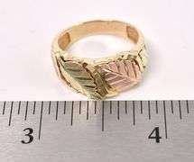 Elegant Leaf Ring In Yellow and Rose Gold