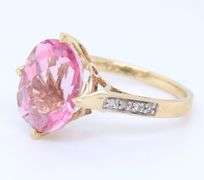 Fantastic Yellow Gold Pink Topaz Ring with Diamond aacents