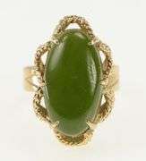 14K Yellow Gold 1960's Nephrite Scalloped Rope Trim Cocktail Ring