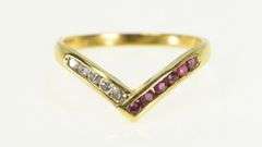 18K Yellow Gold Chevron Ruby Diamond Vintage Band Ring
