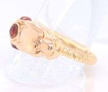 Charming Yellow Gold Panther Ring with Garnet