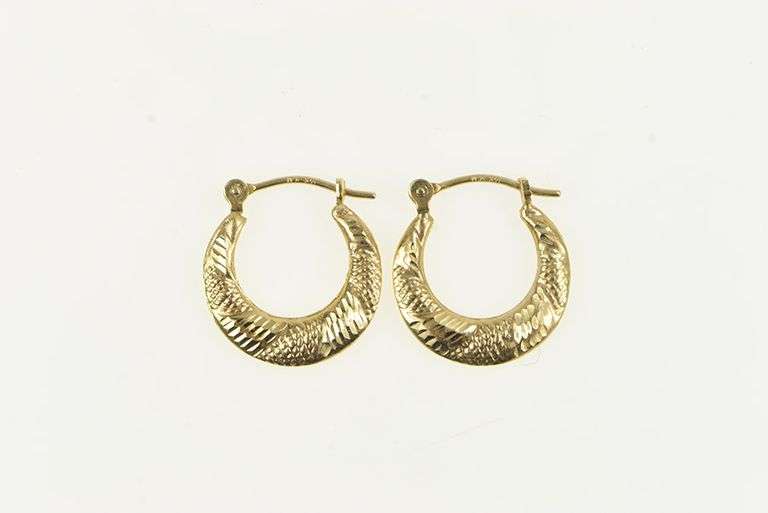 14K Yellow Gold 14.6mm Textured Puffy Twist Fashion Hoop Earrings