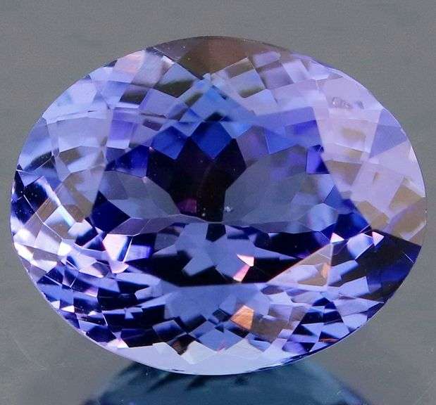 Exquisite 3.79ct strong blue violet eye clean Tanzanite