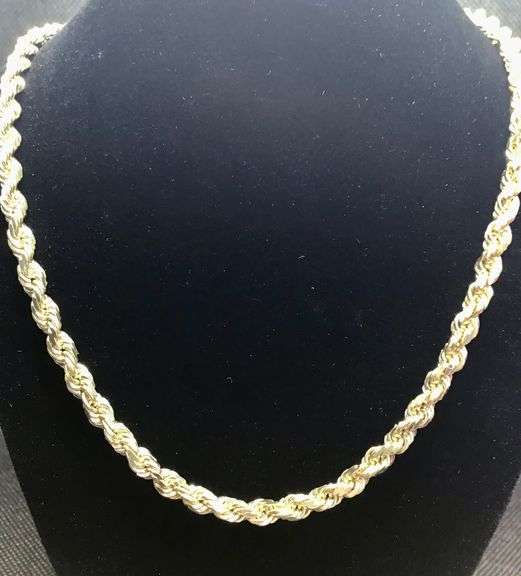 FASHIONABLE AND TRENDY 14K SUNNY YELLOW GOLD ROPE CHAIN